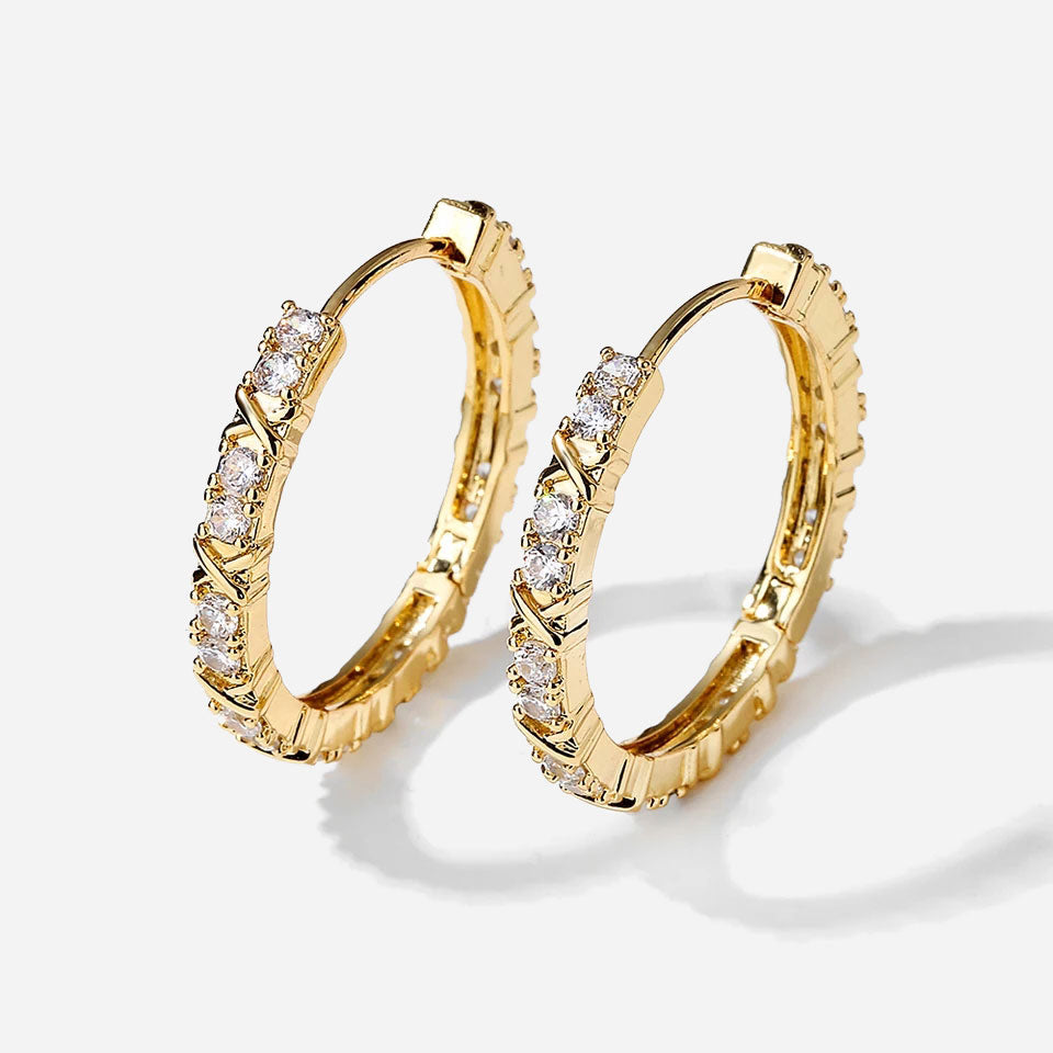 Aurelisse | Boucles d'oreilles croix en or 18 carats et zircones