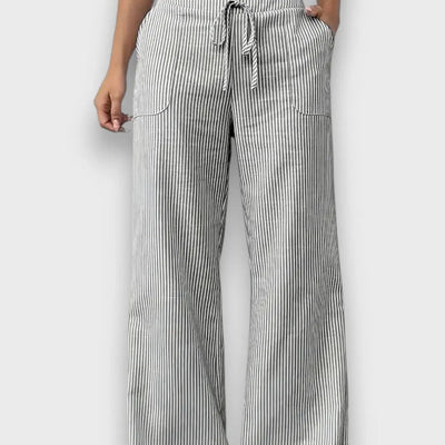 Karina – Pantalon à fines rayures