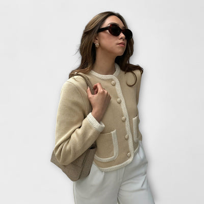 Cardigan classique avec poches décoratives