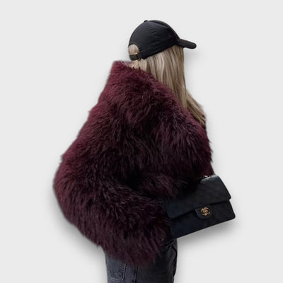 Mile – Fausse fourrure luxueuse en bordeaux foncé