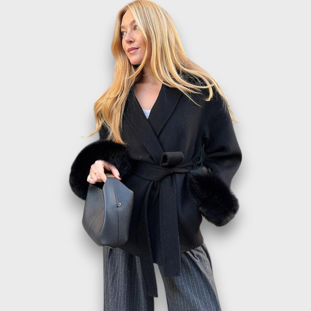 Gracelle – Manteau à poignets en fourrure