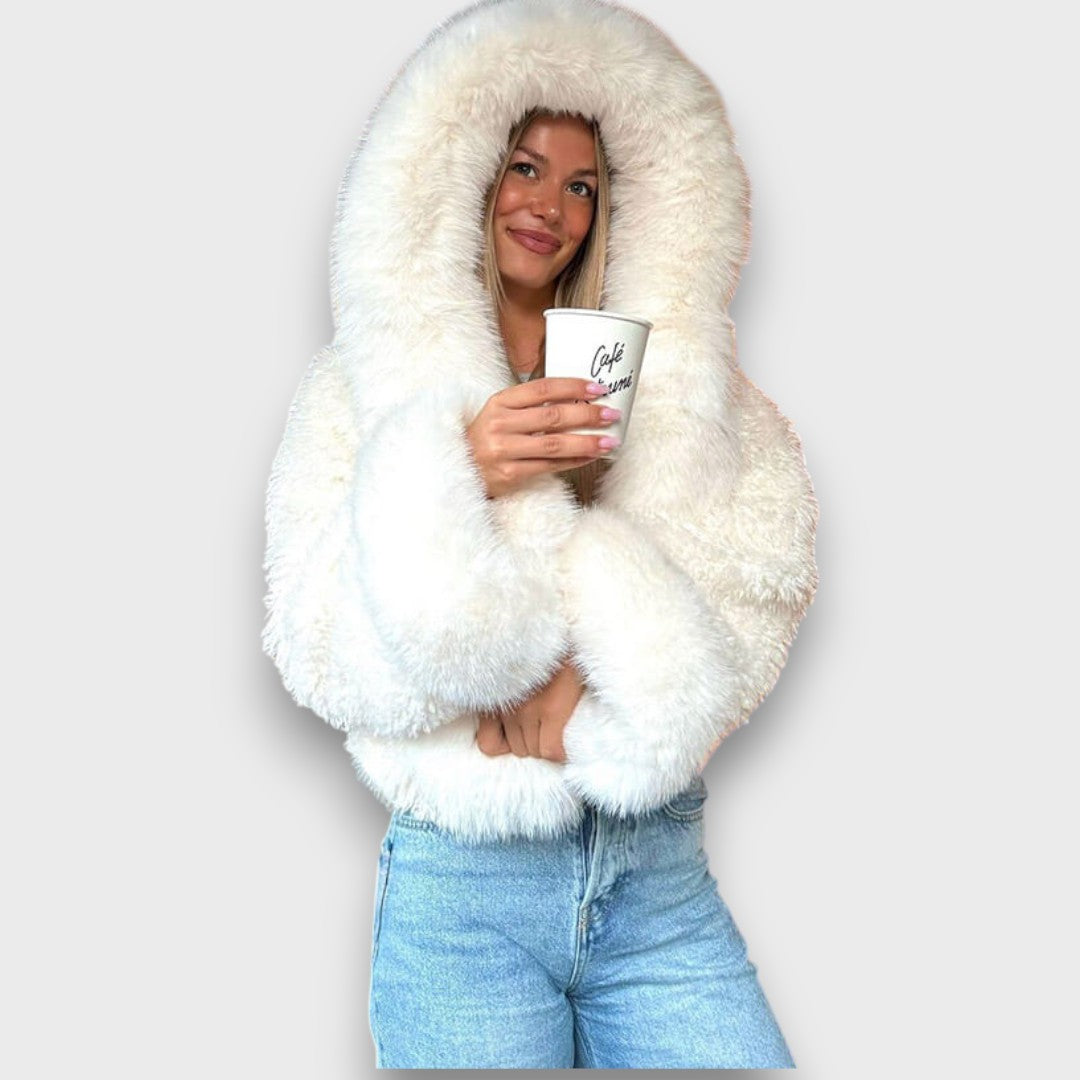 Noeline – Veste courte en fausse fourrure avec capuche