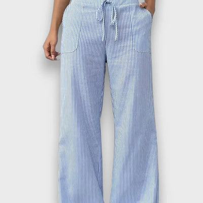 Karina – Pantalon à fines rayures