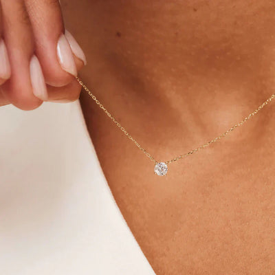 Ysavienna | Collier en or 14 carats et moissanite