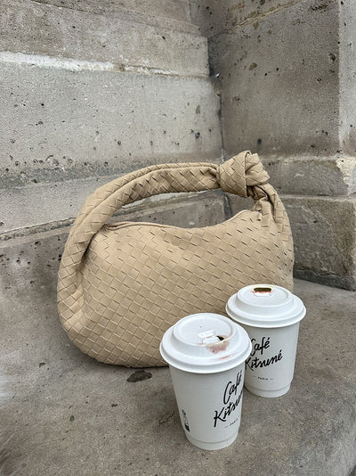 Sac tressé en daim moyen